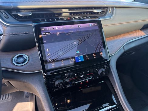 Used 2021 Jeep Grand Cherokee L Summit w/ Advanced Protech Group IV image 16