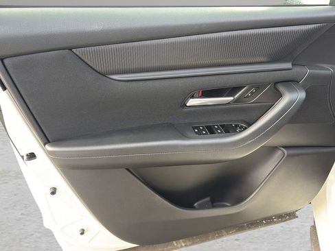 Certified 2025 MAZDA CX-90 3.3 Turbo w/ Select Package image 9