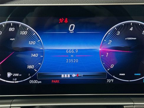 Certified 2025 Mercedes-Benz GLE 350 4MATIC image 13