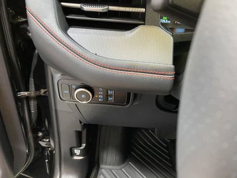 Used 2025 Ford Explorer ST-Line AWD/4WD image 37