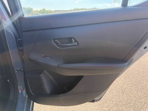 Used 2024 Nissan Sentra SV FWD image 23