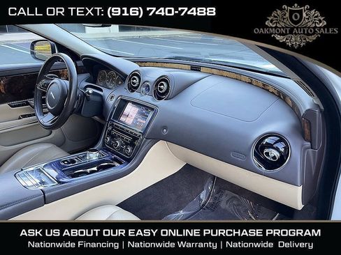 Used 2013 Jaguar XJ RWD image 13