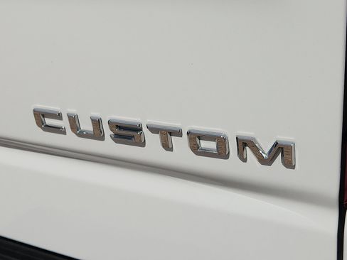 Used 2024 Chevrolet Silverado 1500 Custom AWD/4WD image 9