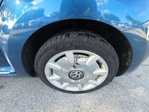 Used 2019 Volkswagen Beetle 2.0T SE FWD image 14