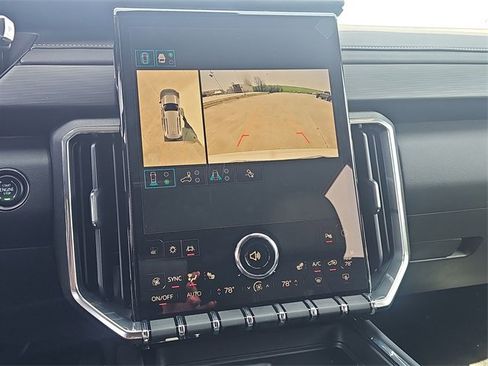 New 2025 GMC Acadia Elevation w/ Elevation Premium Package image 15