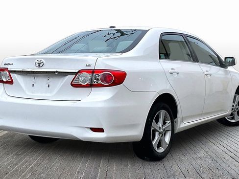 Used 2013 Toyota Corolla LE w/ Premium Pkg image 9