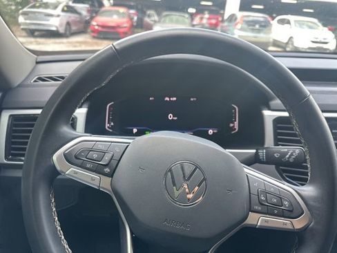 Used 2023 Volkswagen Atlas SE FWD image 22