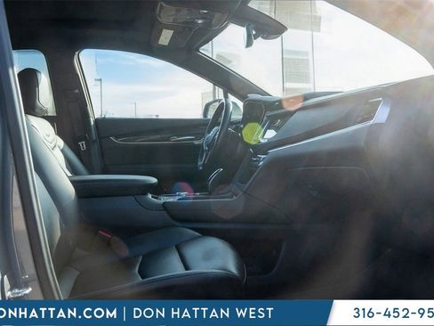 Used 2022 Cadillac XT5 Premium Luxury w/ LPO, Floor Liner Package image 25