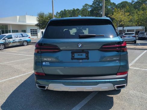 Used 2026 BMW X5 xDrive50e image 6
