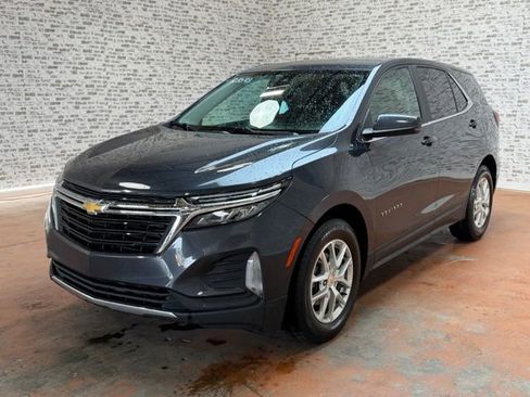 Used 2022 Chevrolet Equinox LT FWD image 3