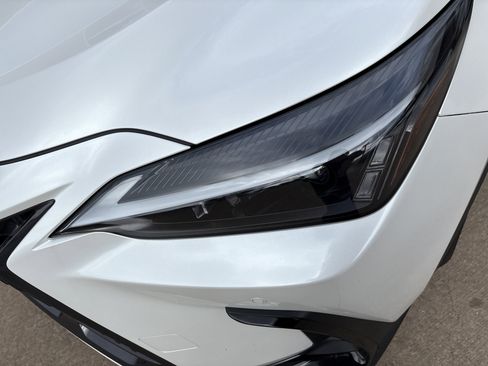 Used 2025 Lexus NX 350 AWD w/ Accessory Package (Z2) image 6