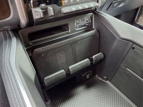 Used 2022 RAM 1500 Limited AWD/4WD image 18