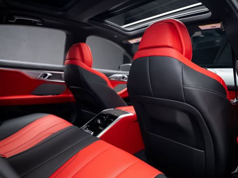 Used 2022 BMW M850i Gran Coupe xDrive w/ Driving Assistance Package image 69