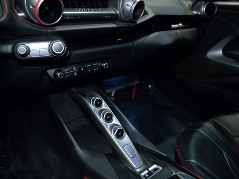 Used 2020 Ferrari 812 Superfast image 17