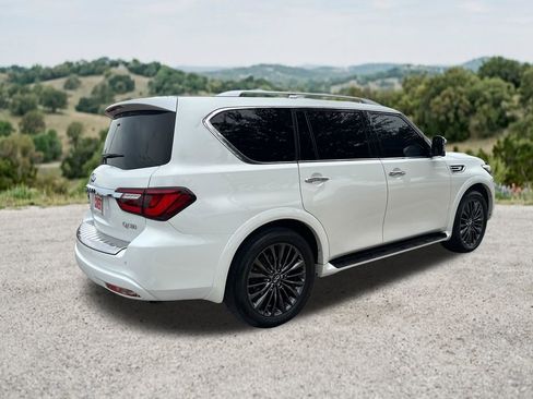 Used 2023 INFINITI QX80 Sensory w/ Cargo Package AWD/4WD image 9