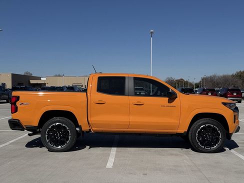 New 2026 Chevrolet Colorado Z71 w/ Technology Package AWD/4WD image 3