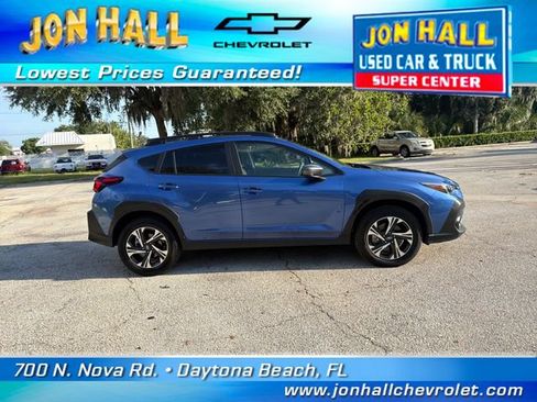 Used 2025 Subaru Crosstrek 2.5i Premium AWD/4WD image 11
