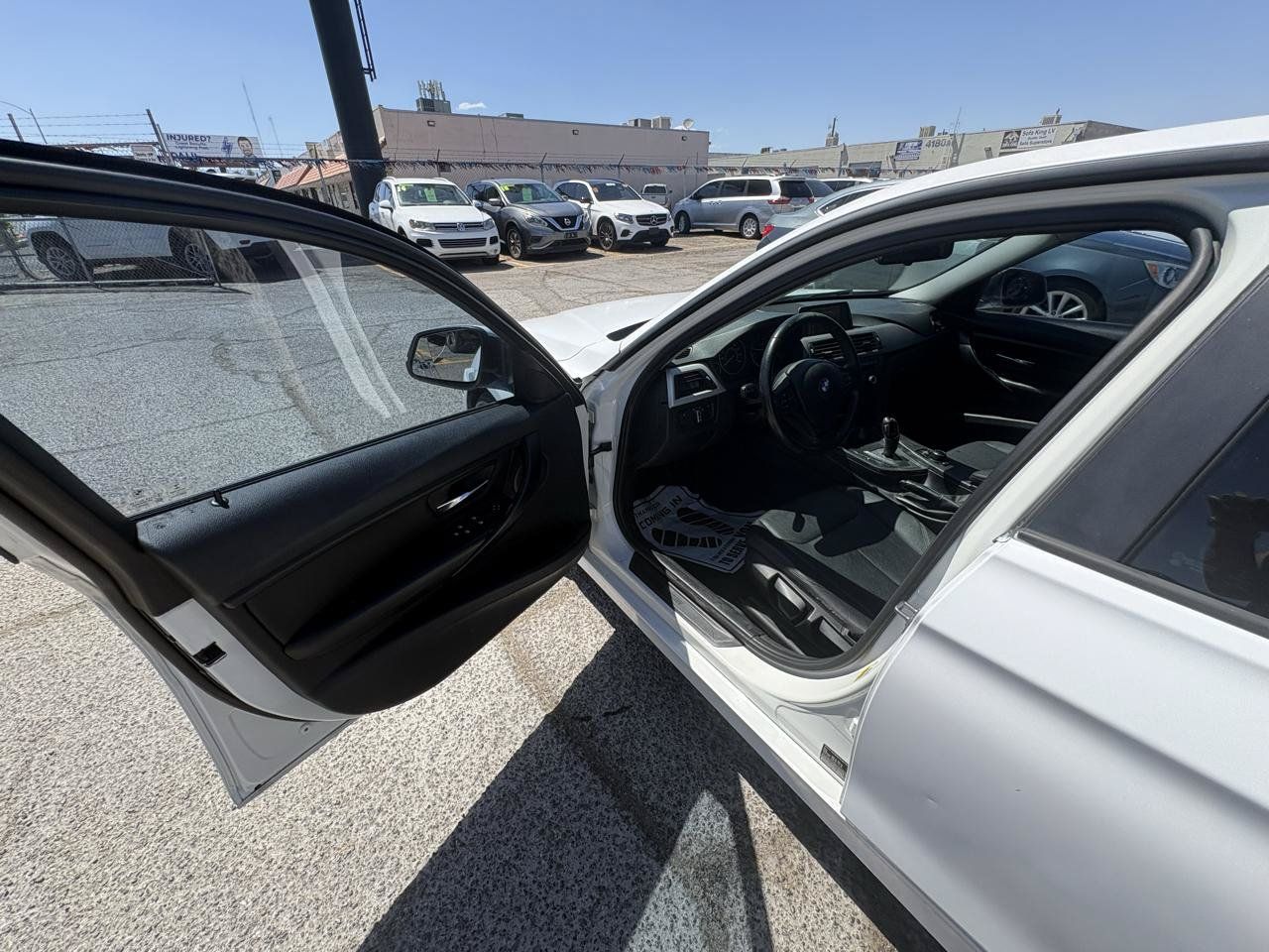 Used 2014 BMW 320i Sedan RWD image 11