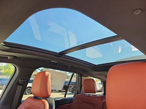 New 2025 Lincoln Aviator Reserve w/ Illumination Package image 29