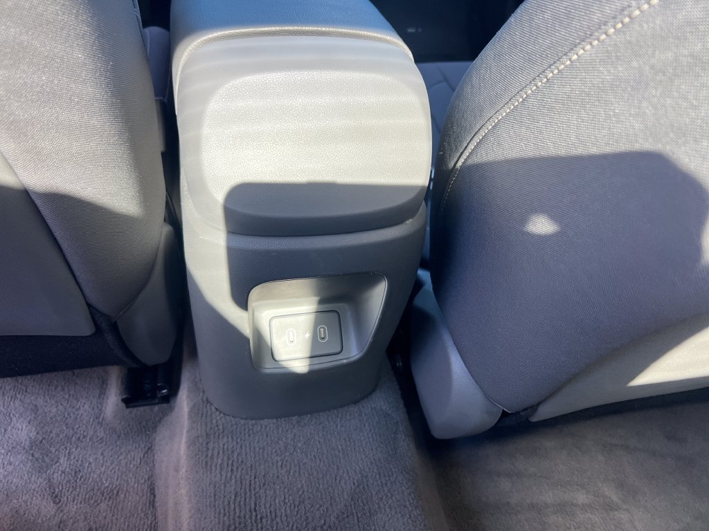 Used 2024 Hyundai Elantra SEL FWD image 13