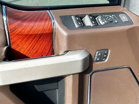 Used 2020 Ford F250 King Ranch w/ King Ranch Ultimate Package AWD/4WD image 21