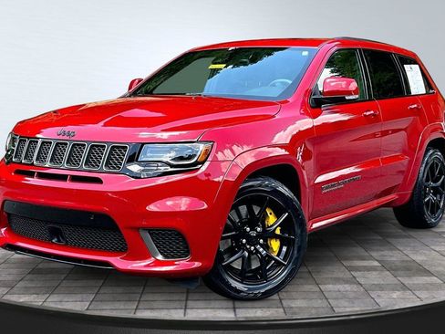 Used 2018 Jeep Grand Cherokee Trackhawk w/ Trailer Tow Group IV AWD/4WD image 12