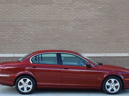Used 2002 Jaguar X-TYPE 3.0 AWD/4WD image 2