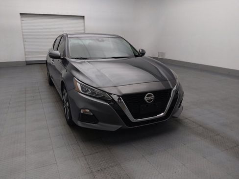 Used 2021 Nissan Altima 2.5 SV FWD image 14