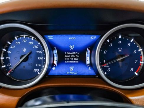Used 2018 Maserati Ghibli S GranLusso AWD/4WD image 17