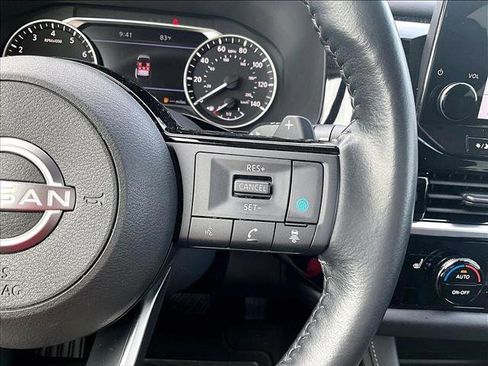 Used 2023 Nissan Pathfinder SL w/ SL Premium Package FWD image 21