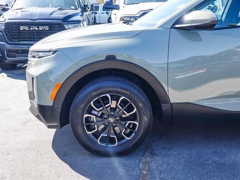 Used 2024 Hyundai Santa Cruz SEL image 9