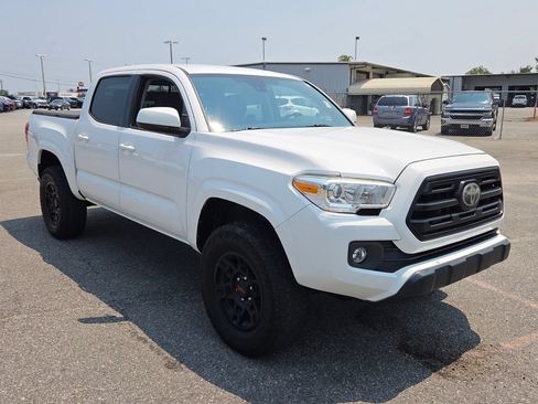 Used 2019 Toyota Tacoma SR w/ SR Convenience Package RWD image 15