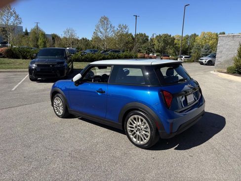 Used 2026 MINI Cooper S FWD image 5
