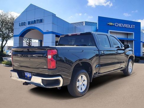Used 2025 Chevrolet Silverado 1500 LT image 3