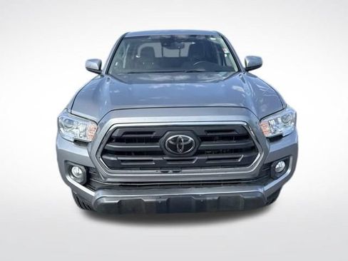 Used 2019 Toyota Tacoma TRD Sport AWD/4WD image 8