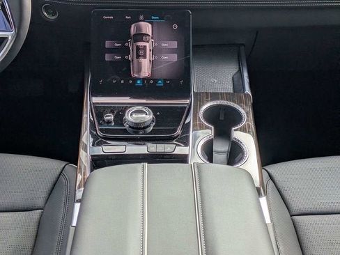 New 2026 Cadillac Escalade Luxury image 19