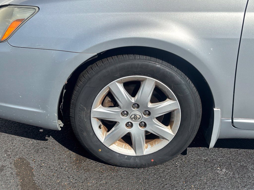 Used 2006 Toyota Avalon XL FWD image 26