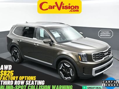 Used 2024 Kia Telluride S w/ S Sunroof Package