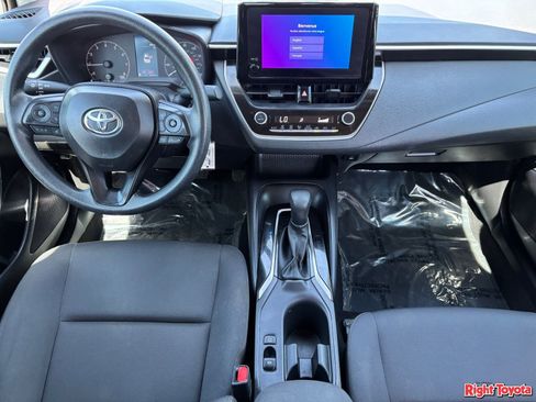 Certified 2025 Toyota Corolla LE FWD image 14