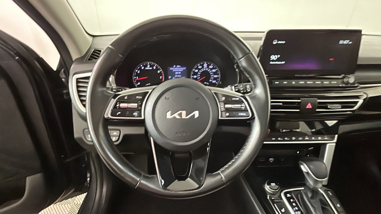 Used 2022 Kia Seltos EX AWD/4WD image 16