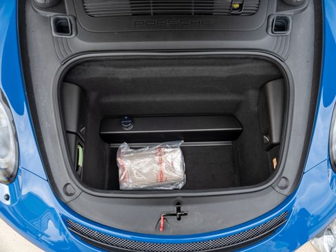 Used 2018 Porsche 911 GT2 RS image 26