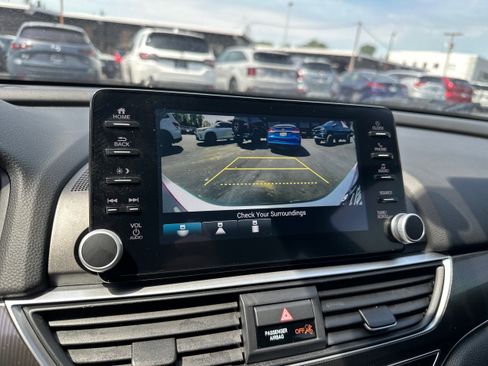 Used 2019 Honda Accord Sport image 29