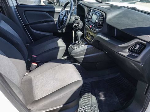 Used 2022 RAM ProMaster City Tradesman FWD image 13