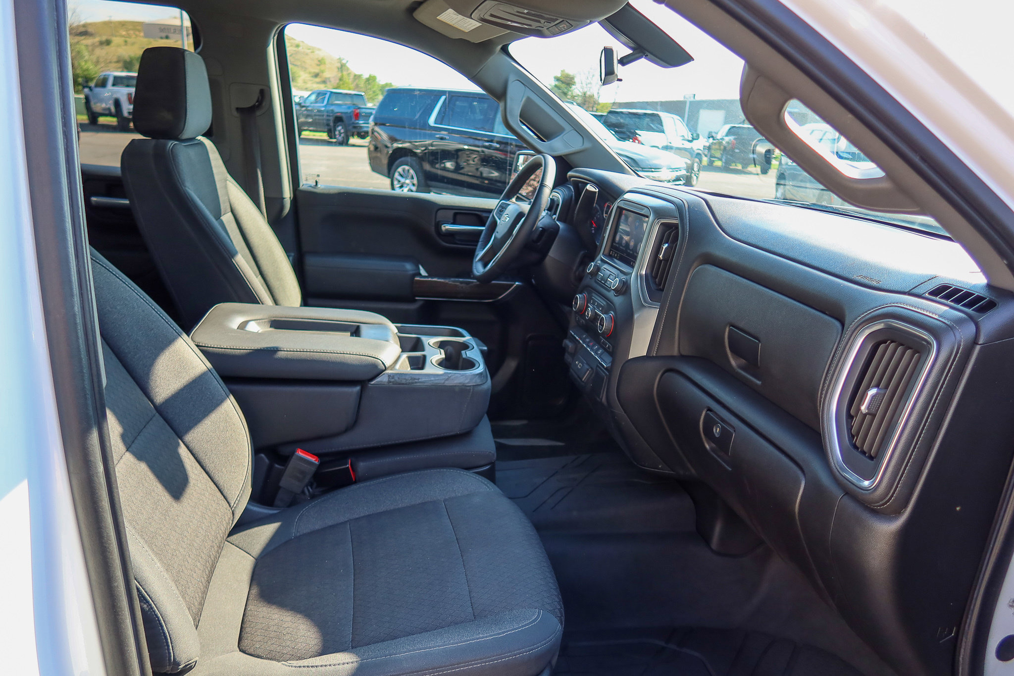Used 2020 Chevrolet Silverado 1500 LT w/ True North Edition AWD/4WD image 15