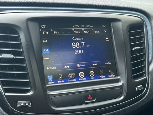 Used 2015 Chrysler 200 S w/ Sun/Sound Group FWD image 16