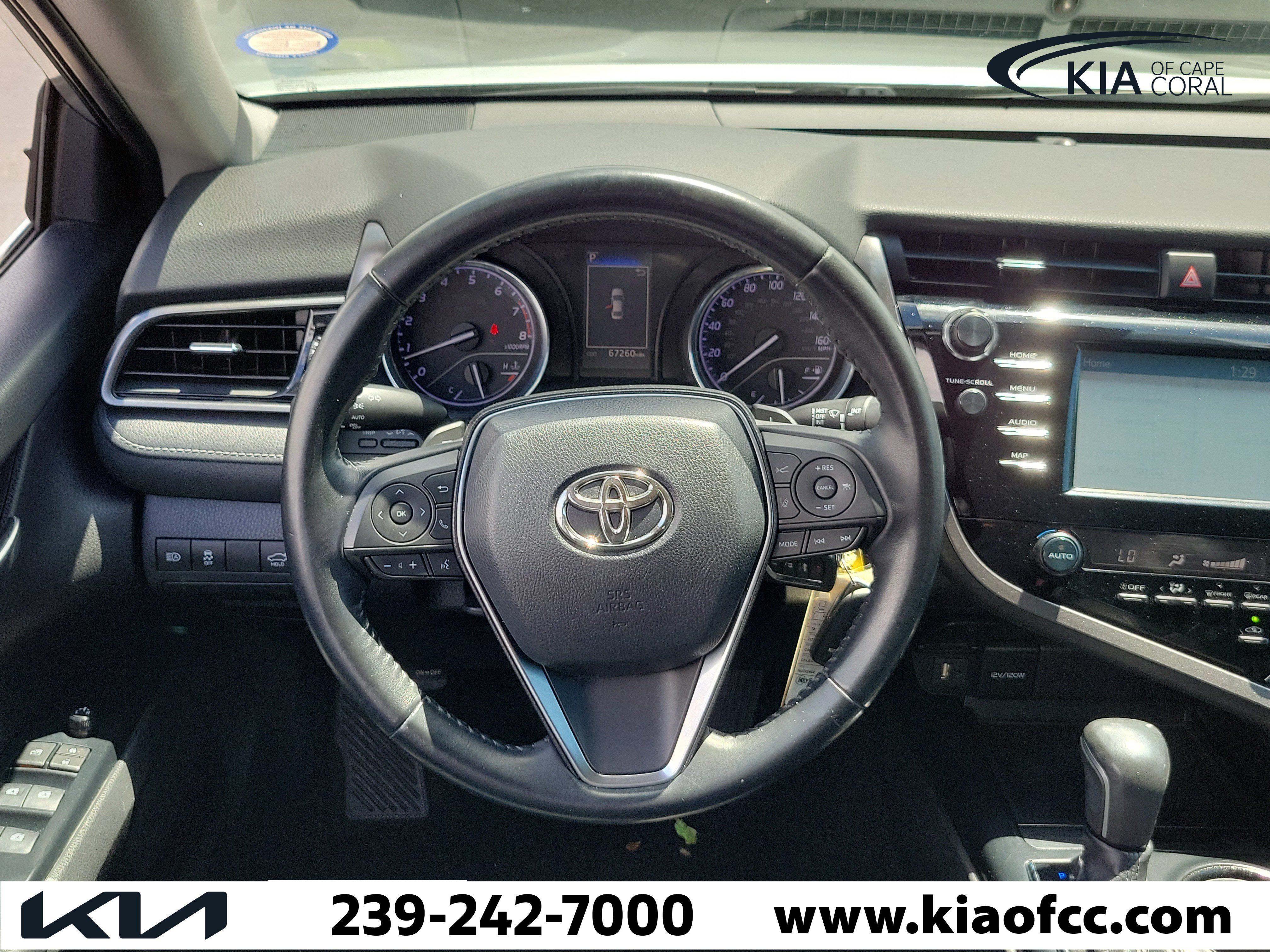 Used 2019 Toyota Camry SE FWD image 18