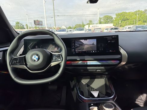Used 2025 BMW X3 xDrive30 w/ Convenience Package AWD/4WD image 20