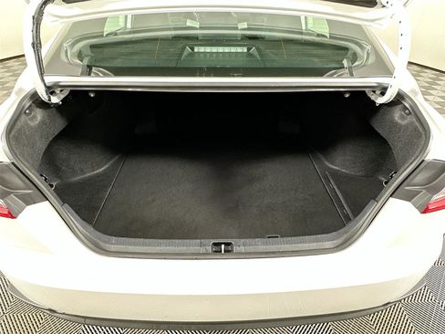 Used 2025 Toyota Camry SE image 24