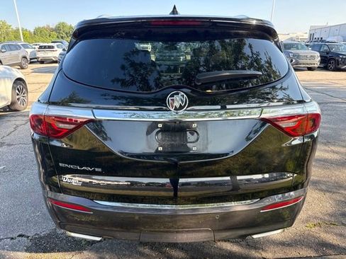 Used 2022 Buick Enclave Essence w/ LPO, Floor Liner Package FWD image 5