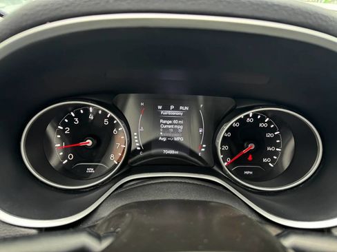 Used 2019 Jeep Compass Latitude AWD/4WD image 21